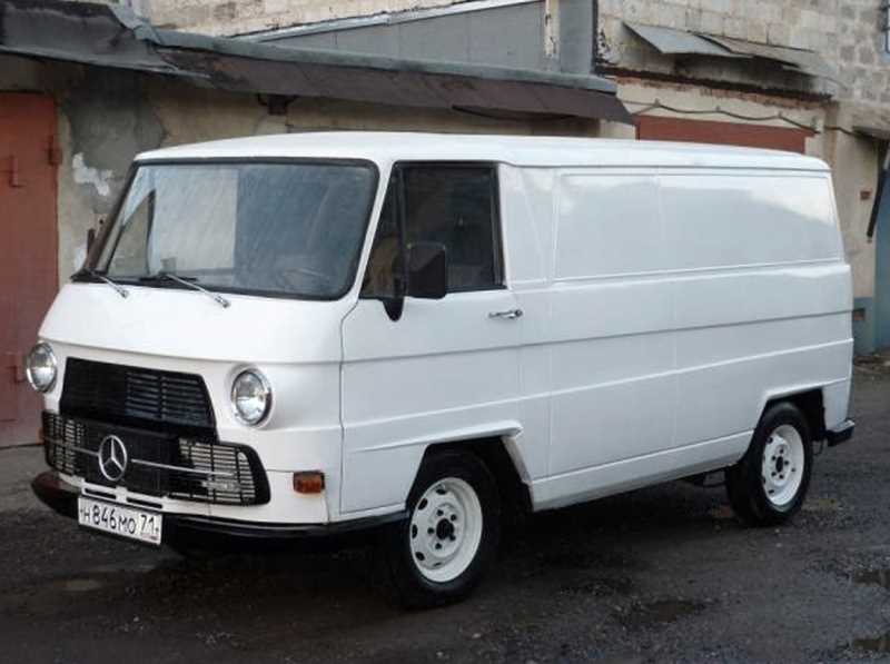 N1300