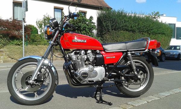 GS 750