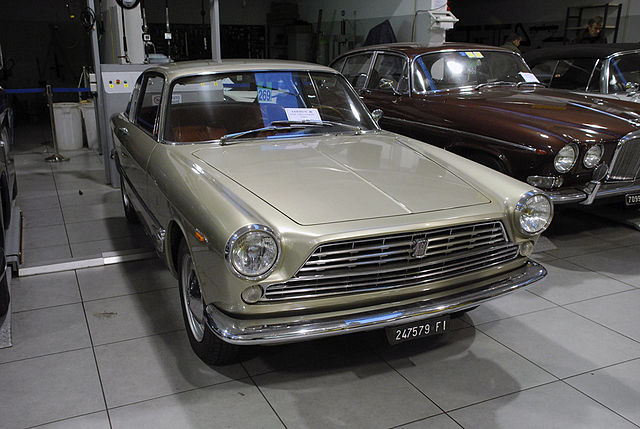 2300 Coupé