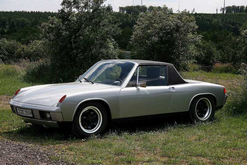 914